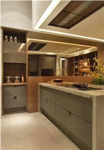 Almond Color Engineered Quartz Stone Polished Surfaces Kitchen Tops with Eased Edge Profile and Customized Edges Available 2cm Thick