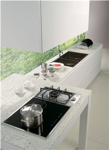Engineered Artificial Quartz Stone Tile & Slab in Sparkling White Crystals Wholesale in Guangdong
