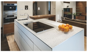 Engineered Artificial Quartz Stone Tile & Slab in Sparkling White Crystals Wholesale in Guangdong