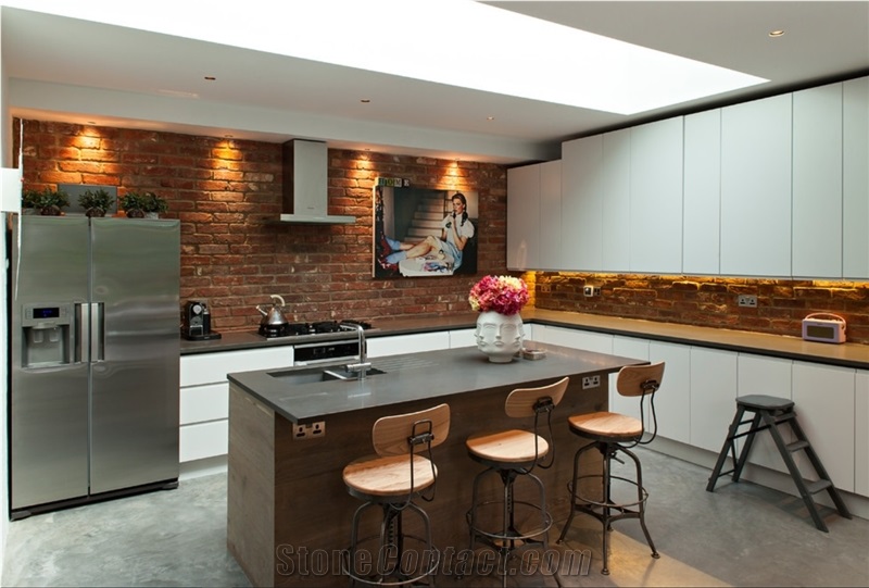 Light Grey Limestone Looks Quartz Stone Surface Kitchen Tops Countertops Island Tops for Residential and Commercial Applications