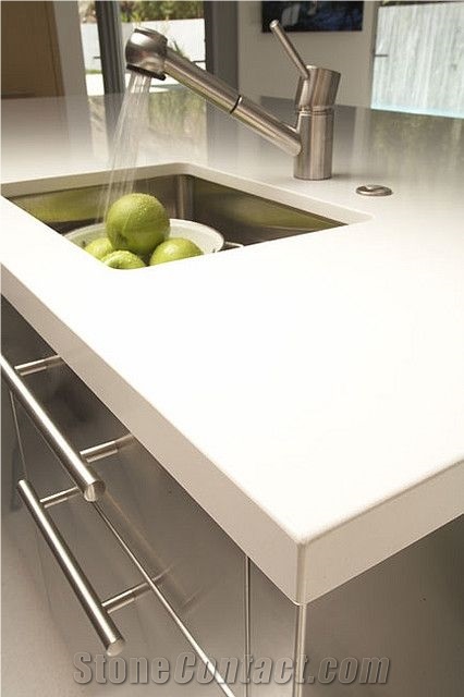 Snow White Quartz Stone Surfaces Bathroom Vanity Tops Countertops in High Quality with 2cm 3cm Thickness and Manufacturered from Guangdong