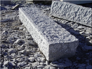 Granito Dell Elba Picked Curbs