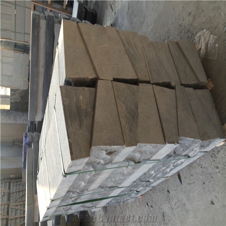 5cm G654 Bush Hammered Steps/Granite Srairs Treads/Padang Dark Granite Stair Riser
