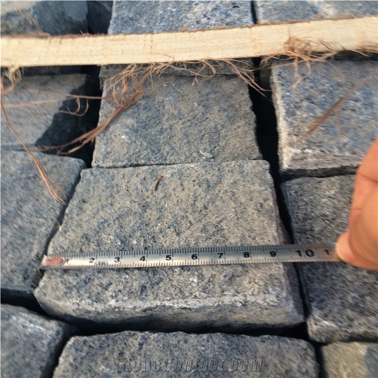 9cm G654 6 Natural Surface Granite Cube Stone/Impala Black Natural Granite Floor Covering/Sesame Black Natural Cube Stone/Padang Dark Natural Courtyard Road Pavers