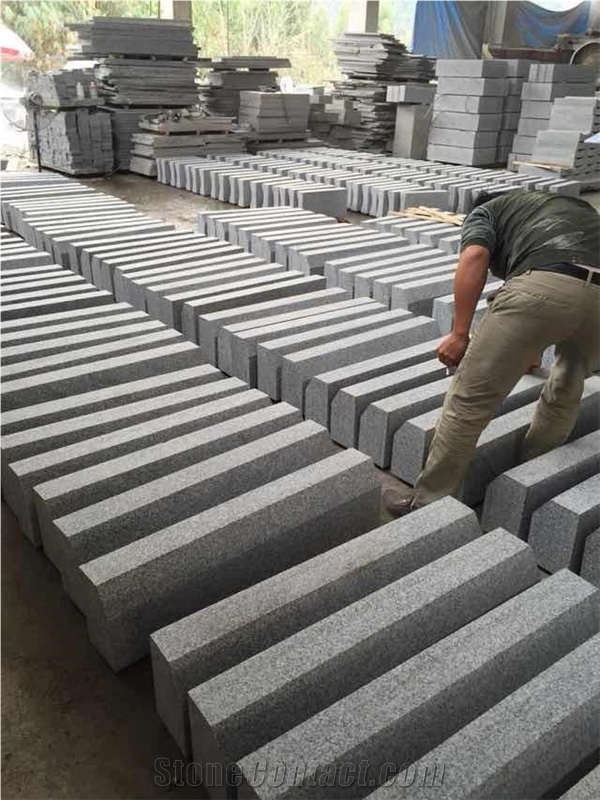Flamed Zhangpu Black Granite Landscaping Stones Kerb Stone, Chinese Curbstone, Black Granite Road Stone
