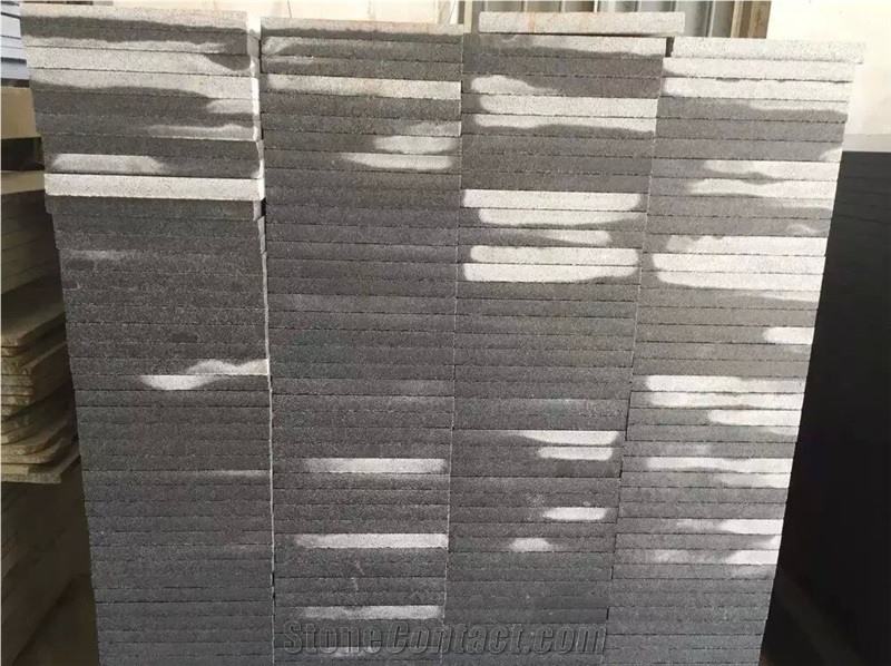 G654 Flamed Steps and Window Sills /Impala Black Flamed Staircase/Sesame Black Flamed Stair Rise/Padang Dark Flamed Stair Riser