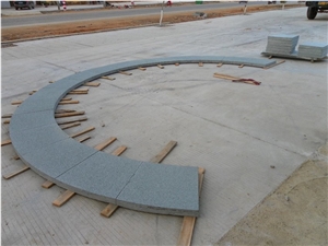 Zhangpu Dark Green Granite Kerbstones/Zhangpu Dark Green Granite Kerb Stone/G614 Curbstone/Zhangpu Dark Green Granite Kerbs/G614 Curbs