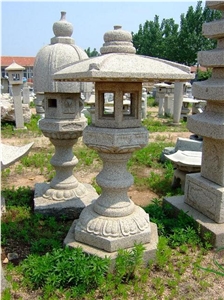 Chinese Garden Stone Lantern ,Japanese Natural Stone Lantern in Landscaping