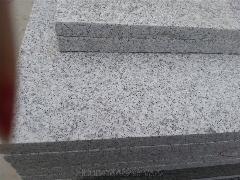 Chinese Top Quality G303 Nature Granite Slabs from Quarry