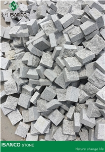 Tumbled Grey Granite Cube Stone Rain Drainage Pavers G388 Granite Yellow Granite Walkway Pavers White Granite Stone G603 Patio Pavers Shandong Cheap Rusty Granite G350 Granite Driveway Paving Stone