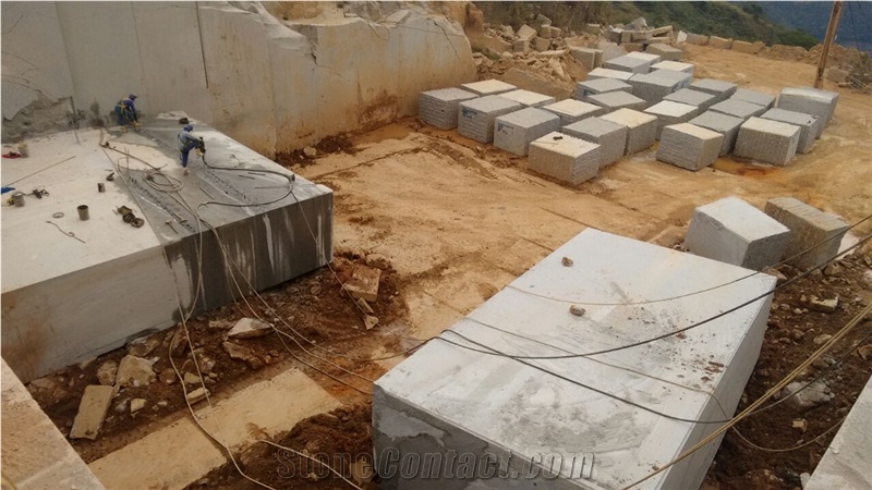 New Caledonia - Ocre Granite