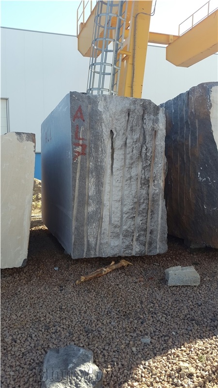 Angola Black Granite Blocks