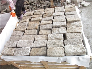 China G682 Golden Peach Granite Landscaping Pavers, Rusty Yellow Rock Driveway Cube, Garden Yard Stone Cobbles, Chinese Sunset Gold Patio Cobblestone