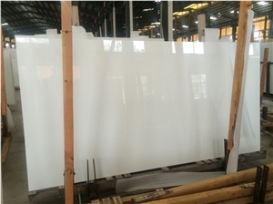Nano Crystallized White Nano Iii,Perfect New Products in Crystallized Stone Fields. Often Used in Kitchen Top,Work Top ,Counter Top, Etc. Good Price and Competitive Price Normal Size is 1500*2400-3000