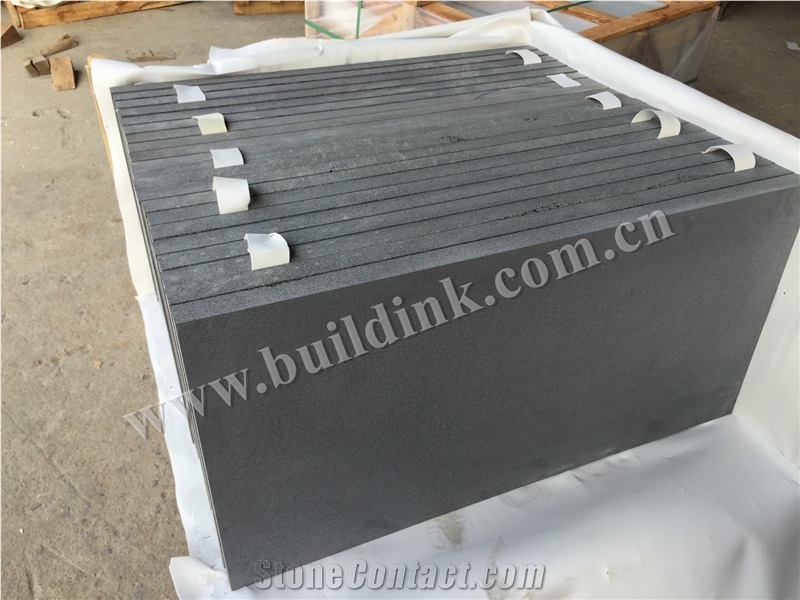 Hainan Black Basalt Sawn 400 Grit Tiles, Dark Bluestone Sawn 400# with Cats Paws Tiles, China Black Basalt Floor Tiles, Black Basalt Walling & Flooring Sawn 400 Grit Tiles 