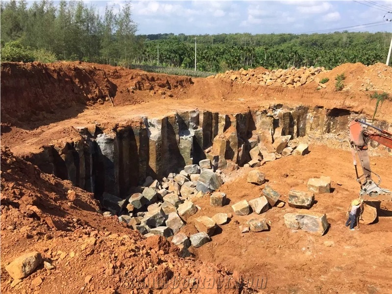China Hainan Black Basalt Blocks