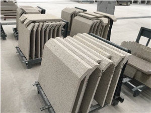 G682 Granite Golden Garnet Granite Building Stone Products, Padang Giallo Yellow Rust Granite Custom Building Ornaments