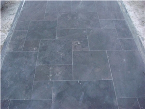Patio Paving Tiles Shandong Blue Stone Tiles Bluestone Honed Antique Style Slabs / Cut to Size for Floor Paving