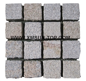 Golden Yellow Granite Cube Stone/Giallo Rusty Granite Cobble Stone/Padang Golden Leaf Granite Paving Sets/Golden Peach Floor Covering/Golden Sand Granite Courtyard Road Pavers/Giallo Padang Granite