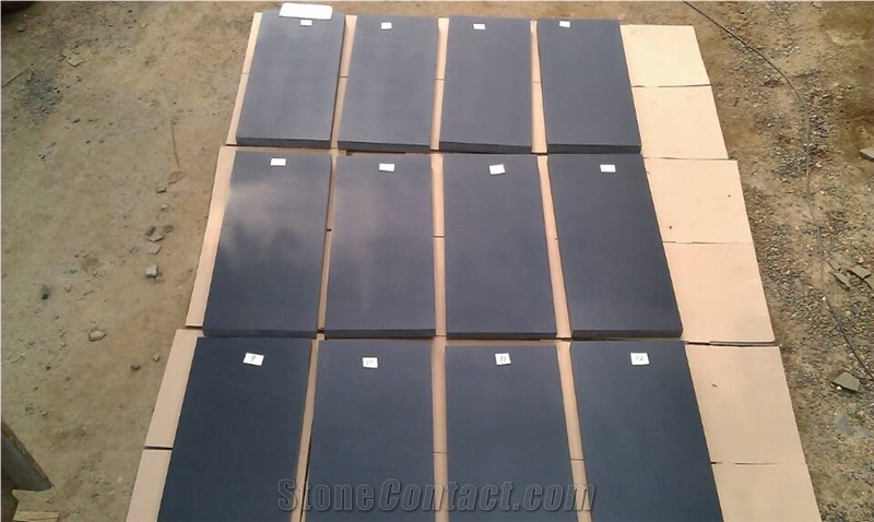 China Black / Black Basalt/ Basaltina / Basalto/ Dark Basalt / Hainan Black / Hainan Black Basalt/ Tiles/ Walling/ Flooring/Light Basalt / Andesite / Wall tiles / Slabs / Covering / Blue Stone