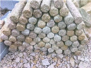 G682 Natural Granite Stone Palisade Fence/Stone Pillar with Pineapple Surface