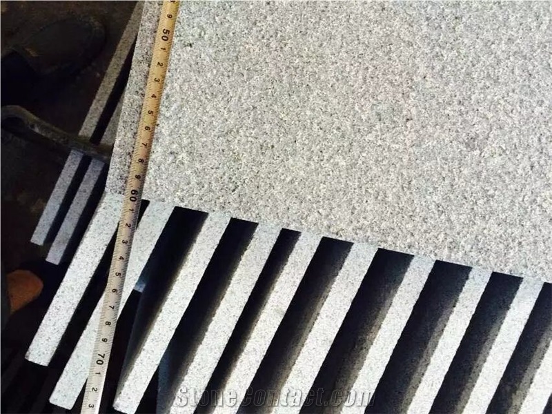 G654 China Grey Granite Sesame Grey Impala Padang Dark Flamed Tiles Slabs