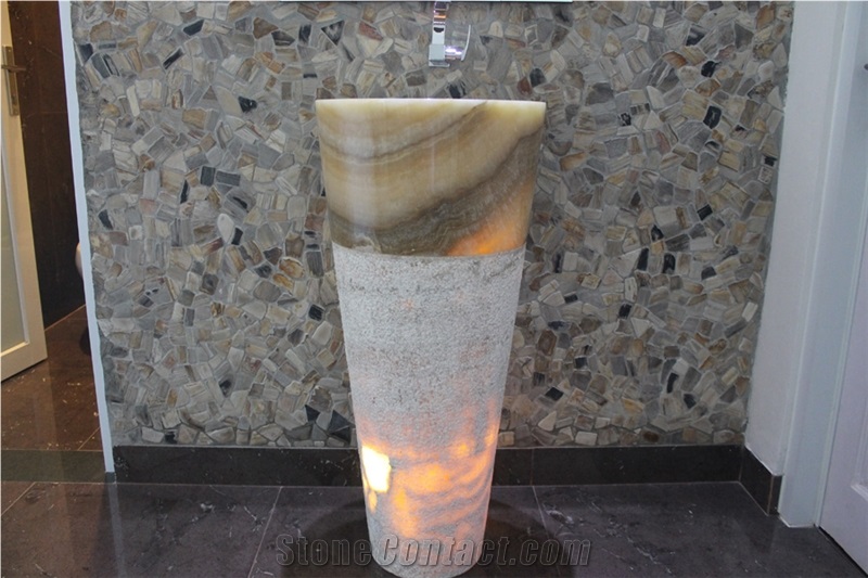 Onyx Wash Basin, Indonesia Onyx Wash Basin, Indonesia Round Onyx Pedestal Wash Basins