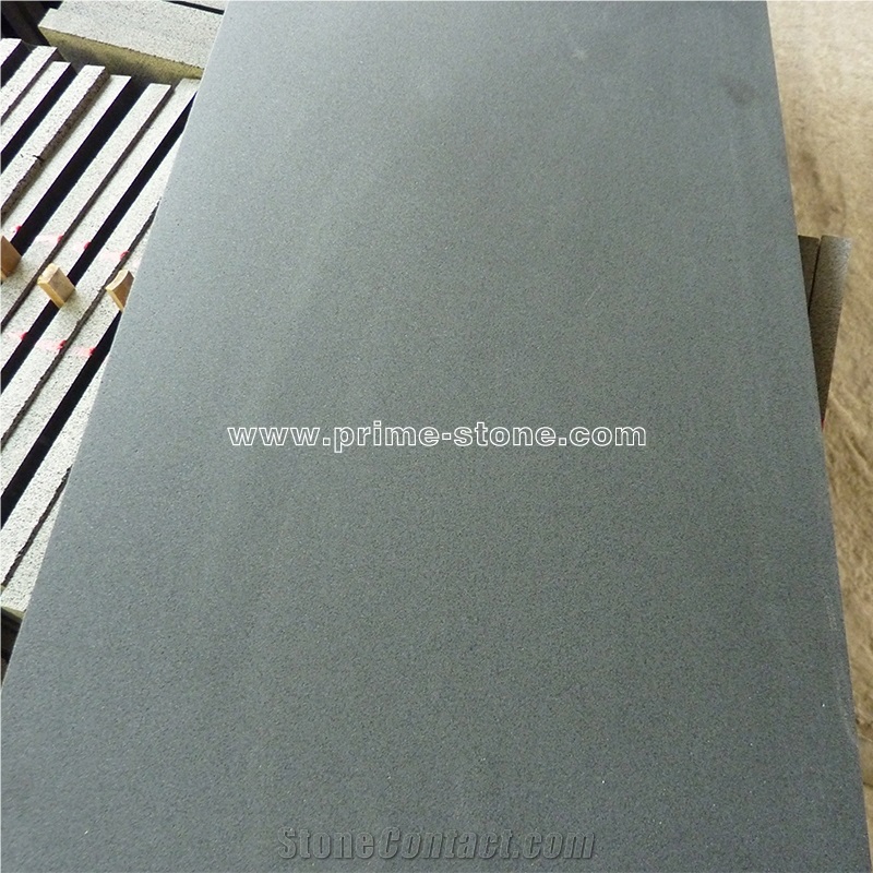 Hainan Black Basalt/ Black Basalt/ Bluestone/ Hainan Bluestone/ Pool Coping/ Pavers