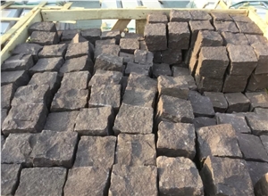 Hand Split Paving Stone in Plaza , Project Cube Stone with Hand Split Finish