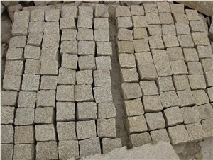 Yellow Granite Natural Split Cube Stone, Machine Cutting Cube Stone Paving , Plaza Cube Stone