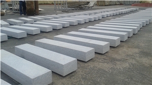 Cheap G383 Grey Granite Cobbles,Cubes,Paving Stone,Exterior Floor Paving Curbstone Flamed Anti-Slippery Surface