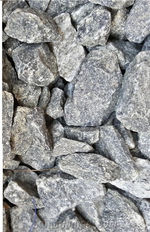 Supply Stone Chips and Boulders