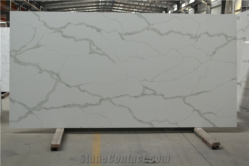 Calacatta Classic Slabs & Tiles