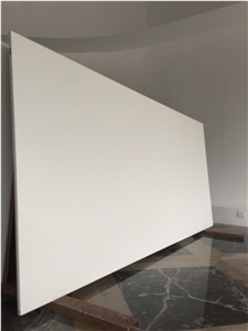 Artificial Quartz Stone Bs1000 Super White Solid Surfaces Polished Slabs & Tiles Engineered Stone for Hotel Kitchen Bathroom Counter Top Walling Panel Environmental Building Materials