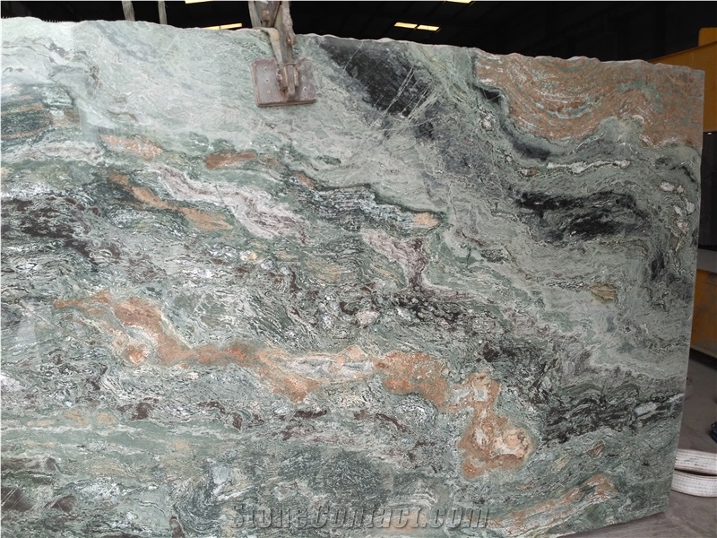 Cheapest Emerald Green/China Granite/On Sale Big Slab