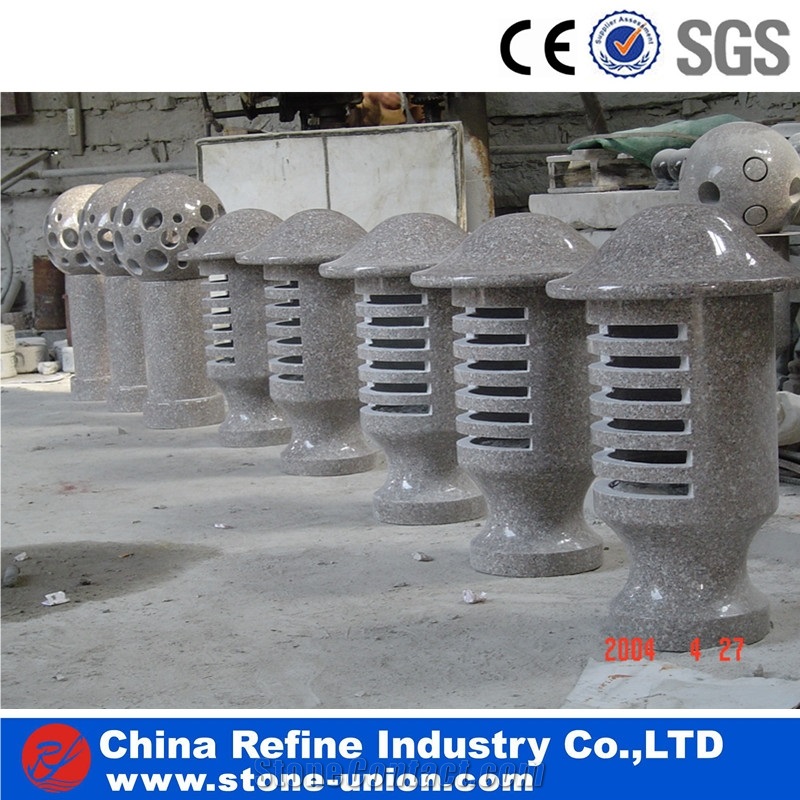 Carved Stone Lanterns for Garden Decoration , Japanese Style Garden Granite Stone Lanterns , Hand Sculpture Carving Stone Led Lantern for Resort, House and Garden