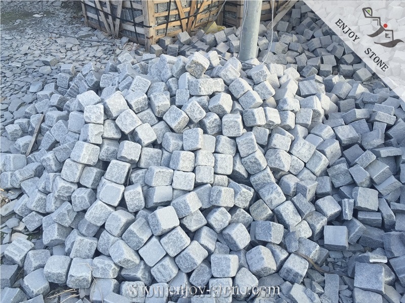 Granite G654 Granite/Padang Dark/China Dark Grey Cobble Stone Pavement for Walkway/Driveway