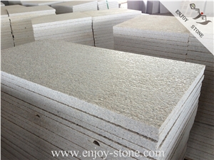 Non-Slip G682 Yellow Granite Flooring for Backyard Tiles, China Rusty Yellow Granite Wall Tiles