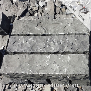 Zhangpu Black Basalt Decorative Pillars/Landscaping Palisade/Natural Stone Pillar in Garden for Decoration