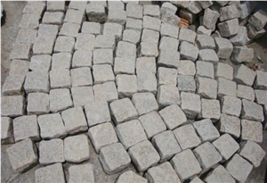 China Cheap G682 Golden Sunset Granite Nature Split Cobble Stone,Flamed Cobble Stone, Tumbled Cobble Stone