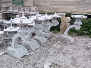 Various Designs China G603 Granite Stone Lanterns