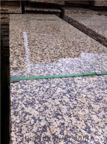 Jiangxi Chrysanthemum Yellow Granite Slabs & Tiles