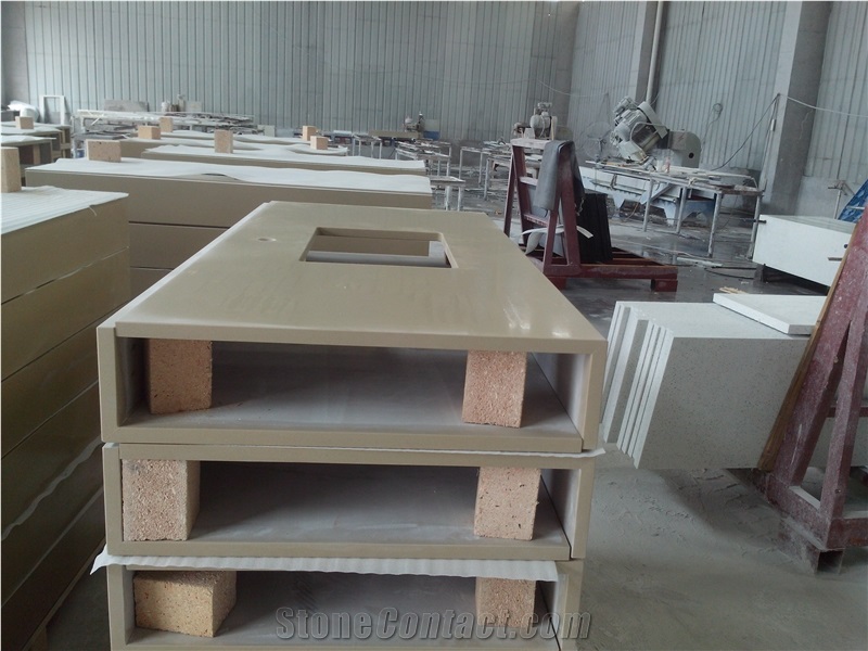 Custom Design Kitchen Countertop Quartz Stone Beige