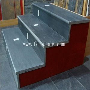 Natural Split Surface Rusty Stone Veneer Slate Non Slip Stair Treads