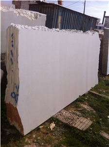 Limestone Moleanos Slabs