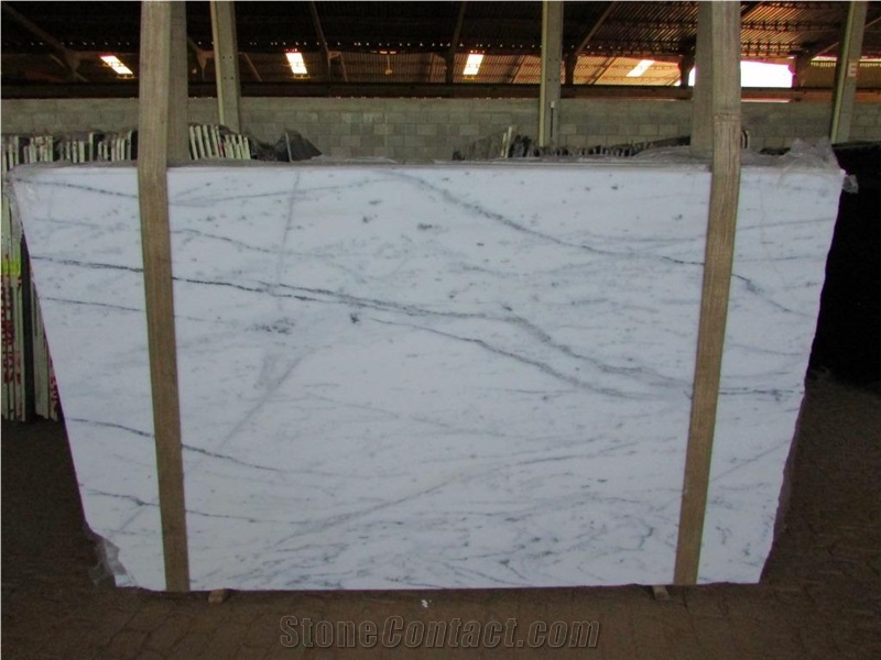 Carrara Brazil Marble Tiles & Slabs