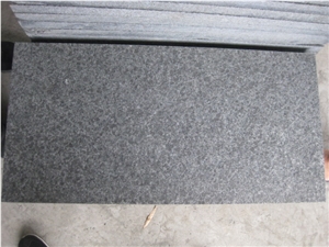 China Black Basalt Stone G684, Black Pearl, Fuding Black, Brick Paving Tile on Mesh, Mesh Paver,Cobble Stone, Cube Stone, Paving Sets, Floor Covering, Courtyard Paver, Step Pavement, Driveway Paver