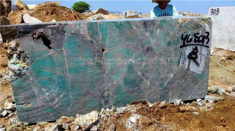 Green Granite Blocks/Amazon Green Granite Block/Green Luxury Stone/Hot Sale & High Grade Granite/New Granite Block for House Decoration/Best Price Green Block