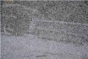Verde Oliva Granite Slabs