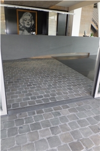 Belgian Porphyry Cobble Stone